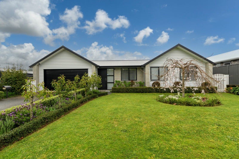 120 Kennedy Road, Pyes Pa, Tauranga - Carousel 1
