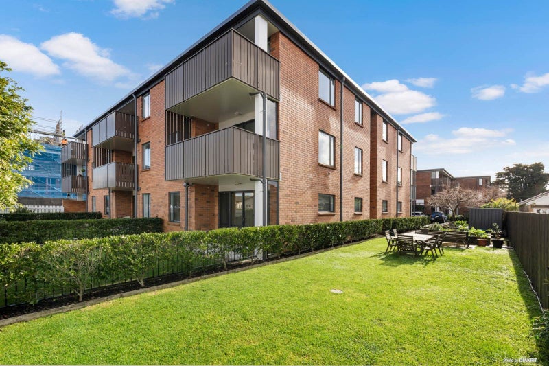 5/128 St George Street, Papatoetoe, Auckland - Carousel 2