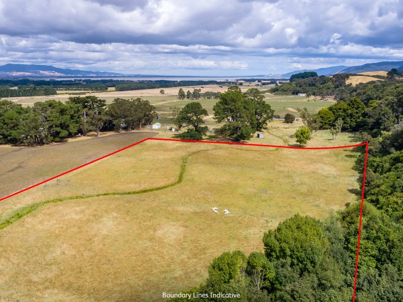 82 Western Lake Road, Western Lake, Featherston - Carousel 9