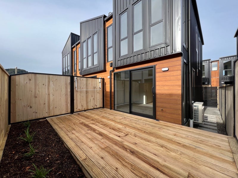 9/24 Fitzherbert Road, Wainuiomata, Lower Hutt - Carousel 1