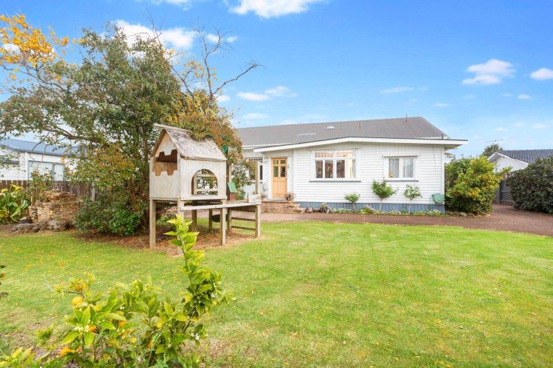 2 Carlie Street, Papatoetoe, Auckland - Carousel 9