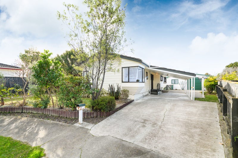 2 Bevan Place, Cloverlea, Palmerston North - Carousel 1