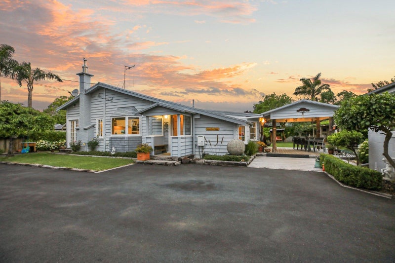 741 River Road, Chartwell, Hamilton - Carousel 1