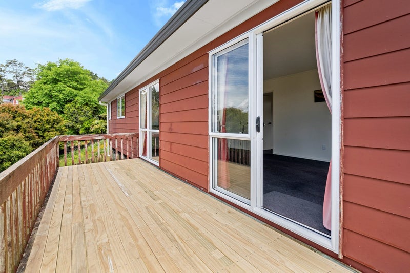 22 Danube Lane, Glen Eden, Auckland - Carousel 2