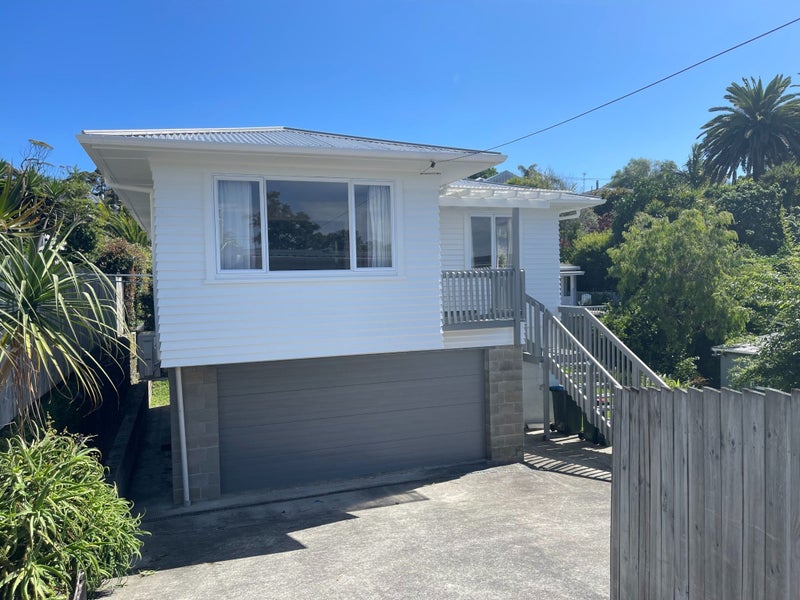 34A Bannerman Road, Morningside, Auckland - Carousel 1