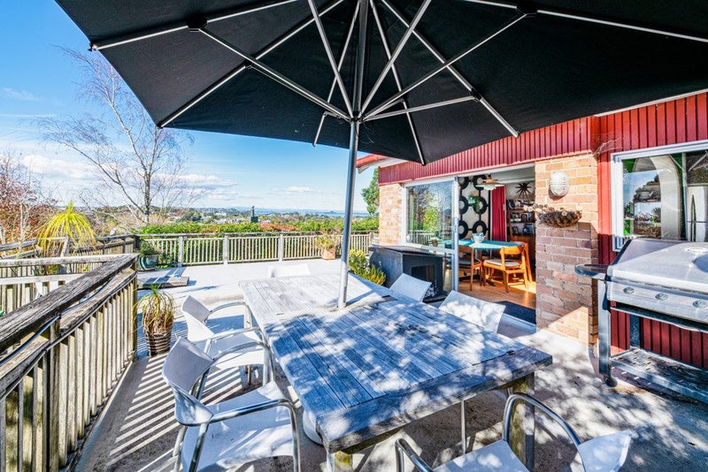 195 Golf Road, Titirangi, Auckland - Carousel 2