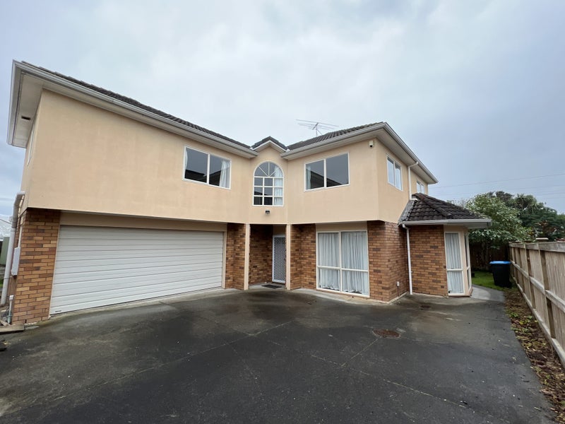 1135A New North Road, Mount Albert, Auckland - Carousel 1