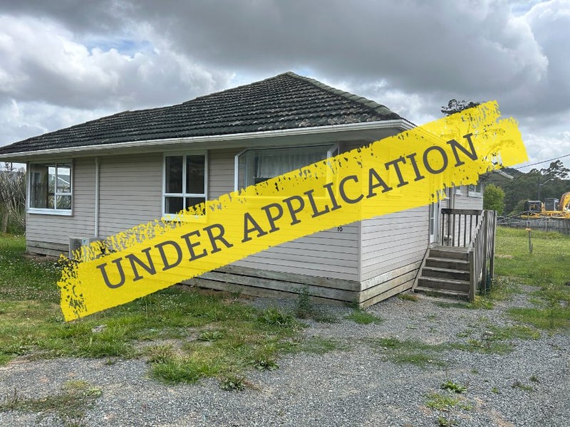 10 Coronation Street, Te Hana, Wellsford - Carousel 1