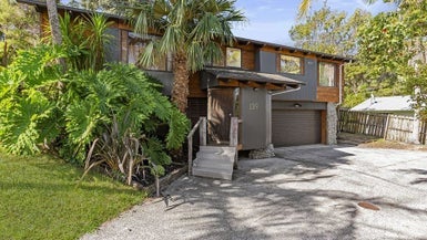 139 Matipo Road, Te Atatu Peninsula, Auckland - Carousel 1