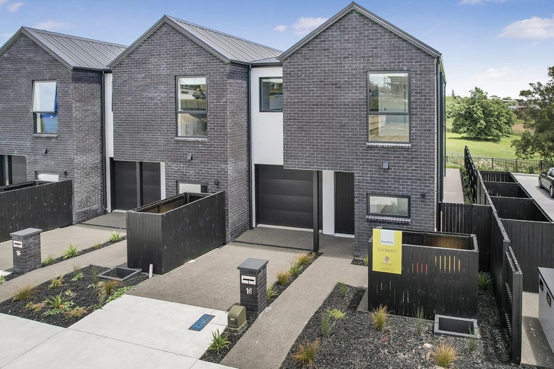 1/16 Akakura Terrace, Peacocke, Hamilton - Carousel 2