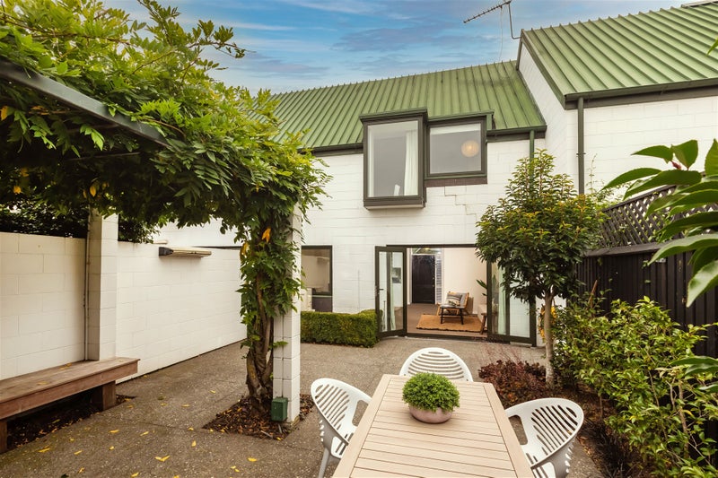 13/12 Shrewsbury Street, Merivale, Christchurch - Carousel 1