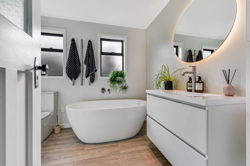 16 Marire Avenue, Frankton, Hamilton - Carousel 2