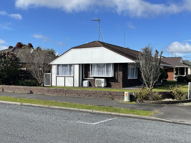 1 Enderley Lane, Enderley, Hamilton - Carousel 20