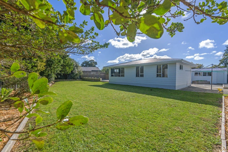 5 Gemini Avenue, Milson, Palmerston North - Carousel 13