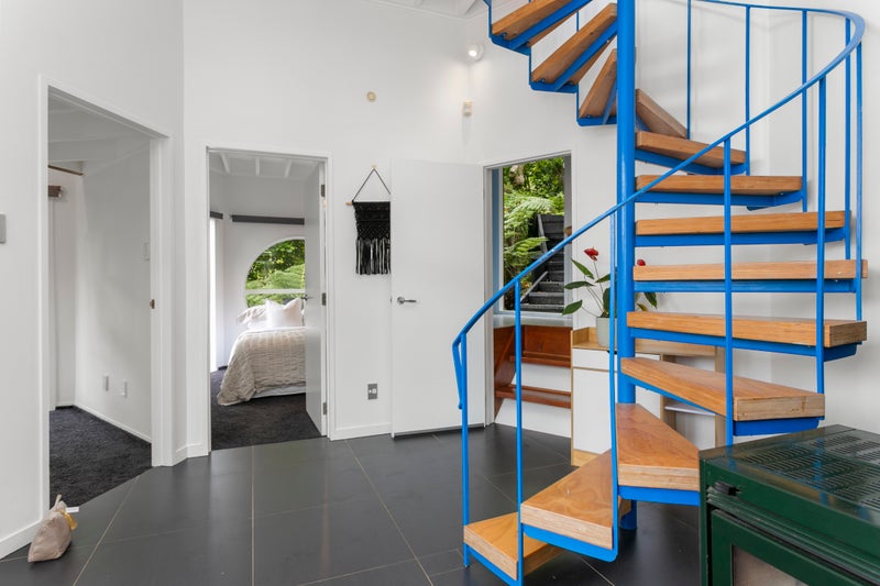 12 Carlisle Road, Browns Bay, Auckland - Carousel 2