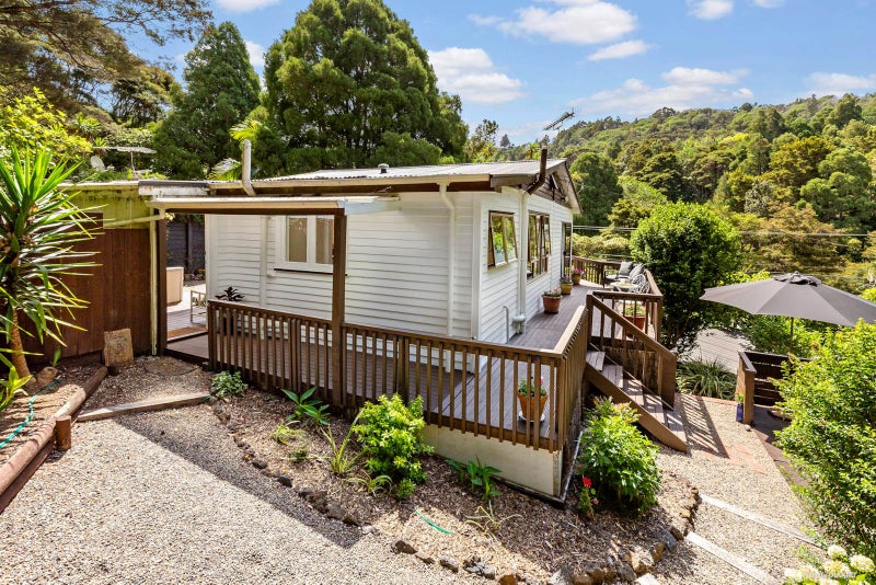 49 Western Road, Laingholm, Auckland - Carousel 2