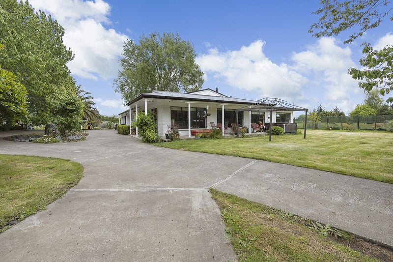 2/838 Tirau Road, Karapiro, Cambridge - Carousel 1