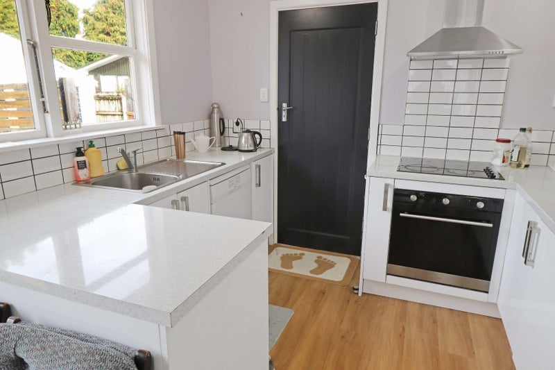 95A Thackeray Street, Trentham, Upper Hutt - Carousel 2