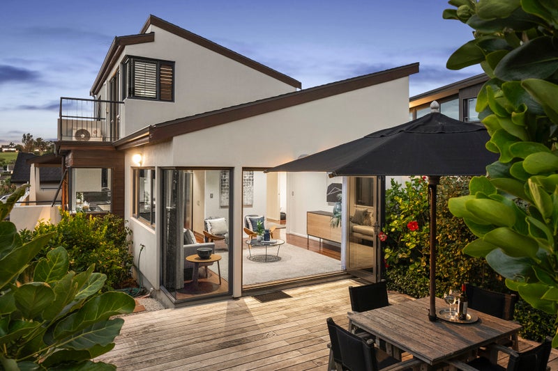 63A Kurahaupo Street, Orakei, Auckland - Carousel 1