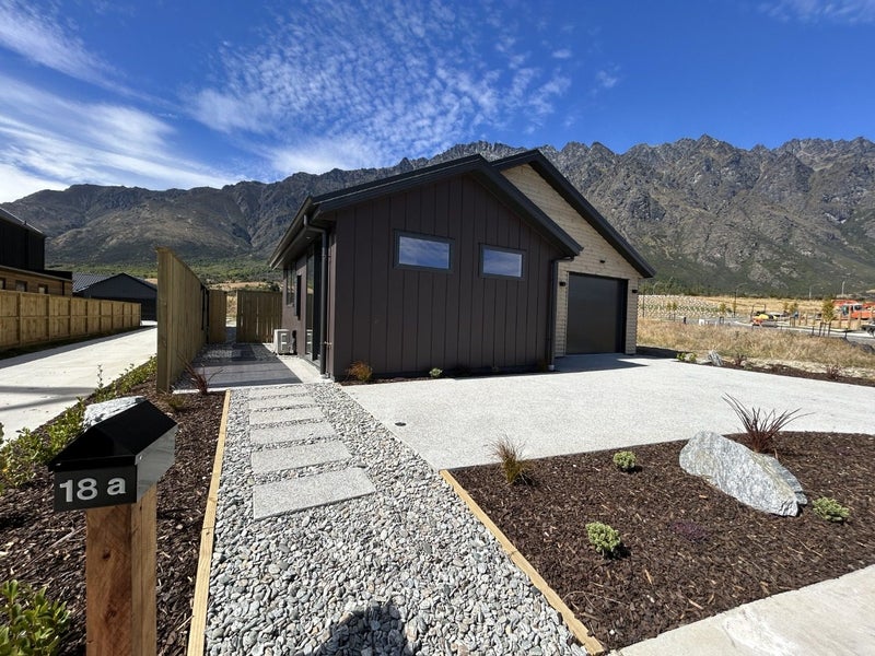 18 Rowe Drive, Jacks Point, Queenstown - Carousel 1