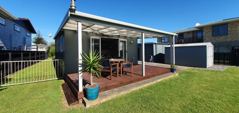 77 Park Avenue, Waitarere Beach, Levin - Carousel 2