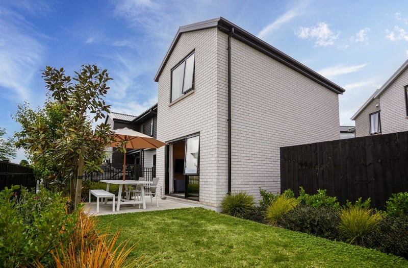 8 Miromiro Street, Broomfield, Christchurch - Carousel 2