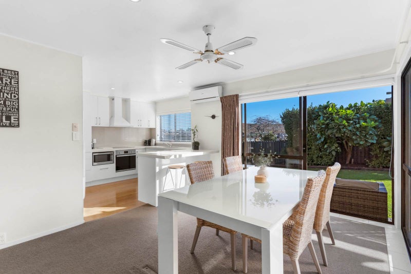 19 Parramatta Place, Botany Downs, Auckland - Carousel 2