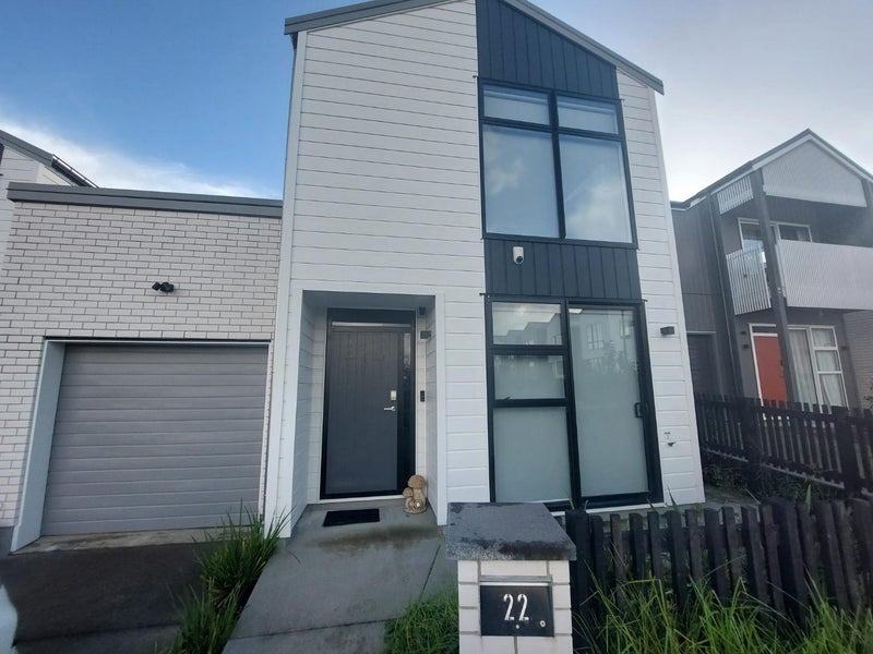22 Kauri Amber Road, Westgate, Auckland - Carousel 1