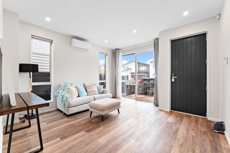 5 Hiki Street, Hobsonville, Auckland - Carousel 8