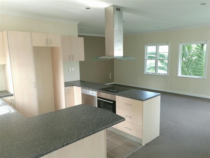 63 Redoubt Road, Goodwood Heights, Auckland - Carousel 2