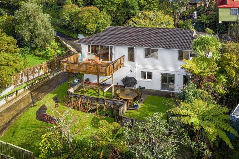 12 Danbury Drive, Torbay, Auckland - Carousel 1