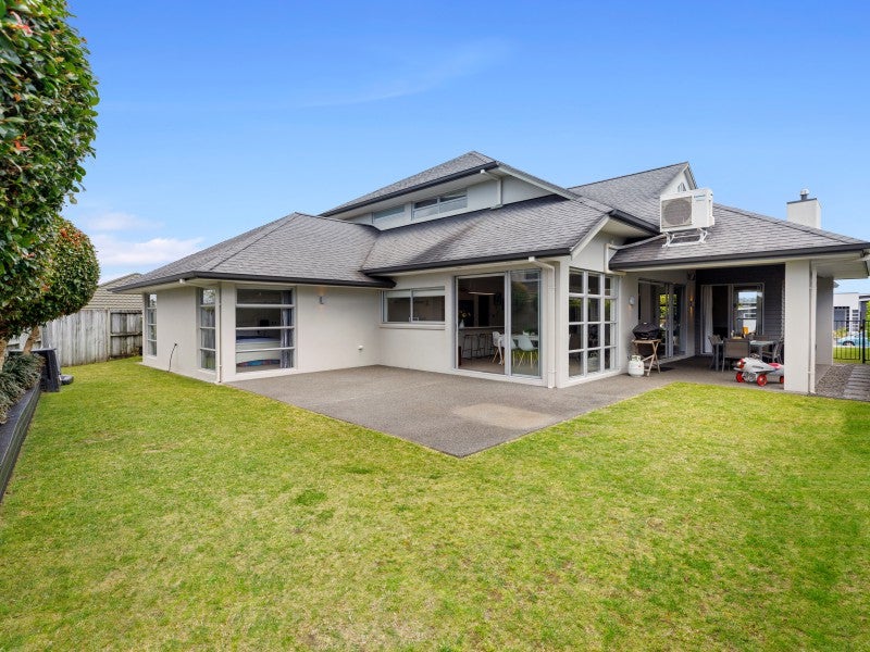 85 Hawkridge Heights, Bethlehem, Tauranga - Carousel 1