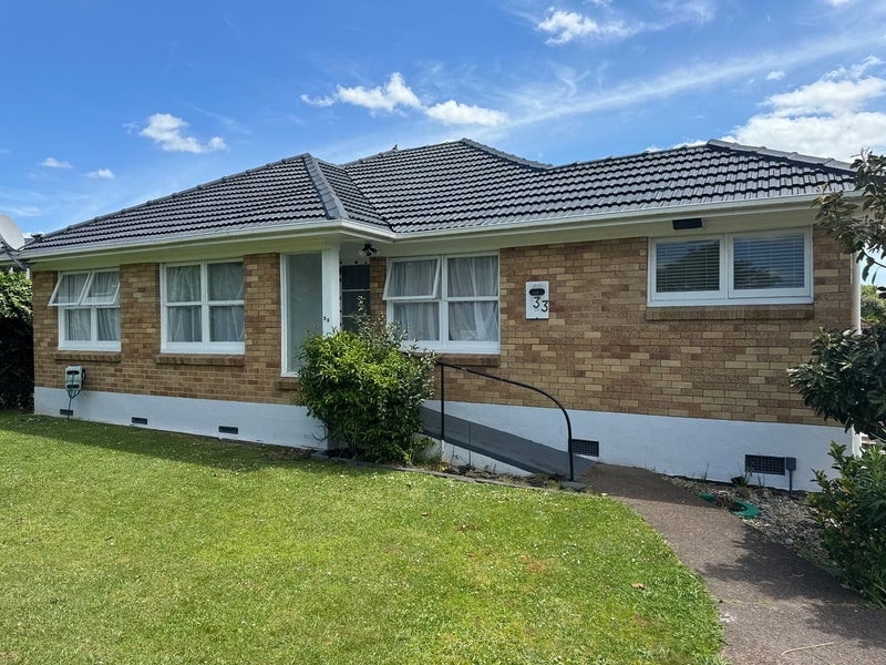 33 Clark Road, Pahurehure, Papakura - Carousel 1