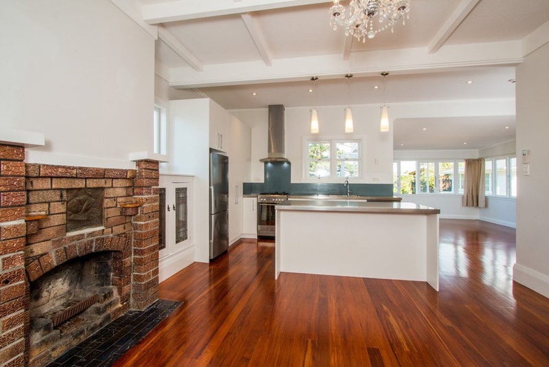 120 West End Road, Westmere, Auckland - Carousel 2