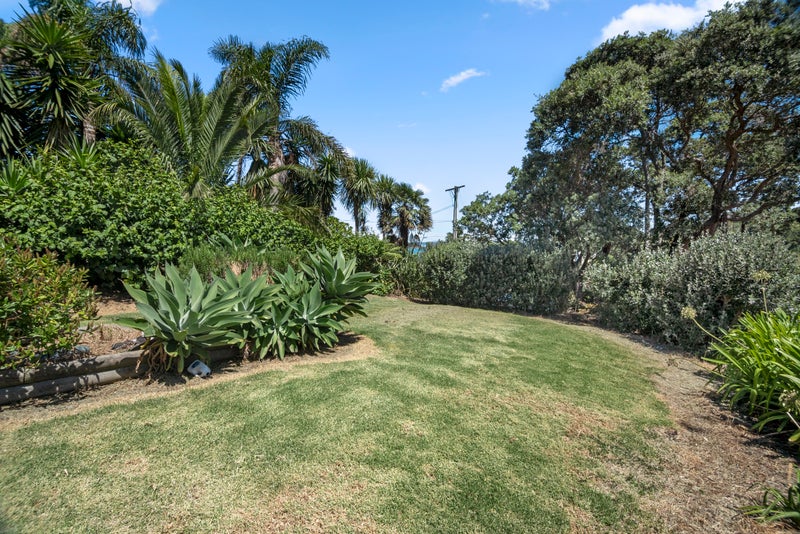 5A Tetley Road, Surfdale, Waiheke Island - Carousel 27