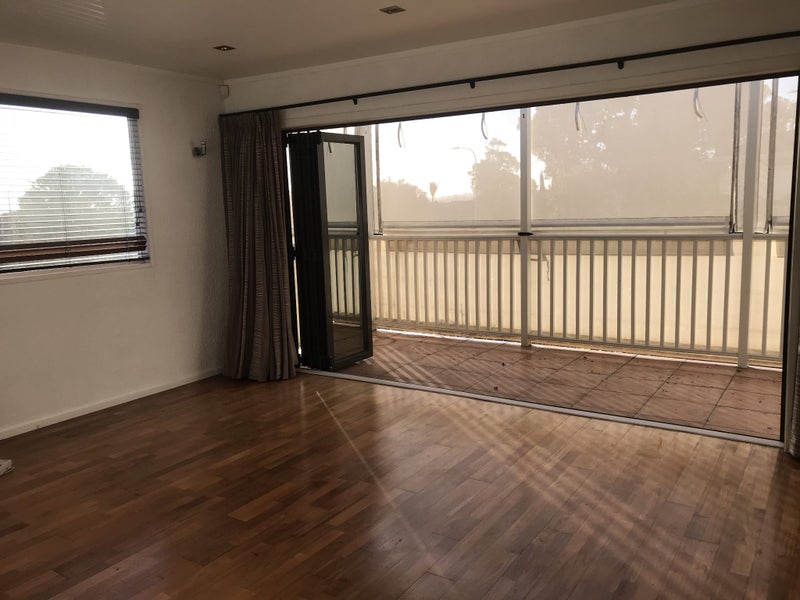 18 Opal Avenue, Pakuranga, Auckland - Carousel 14