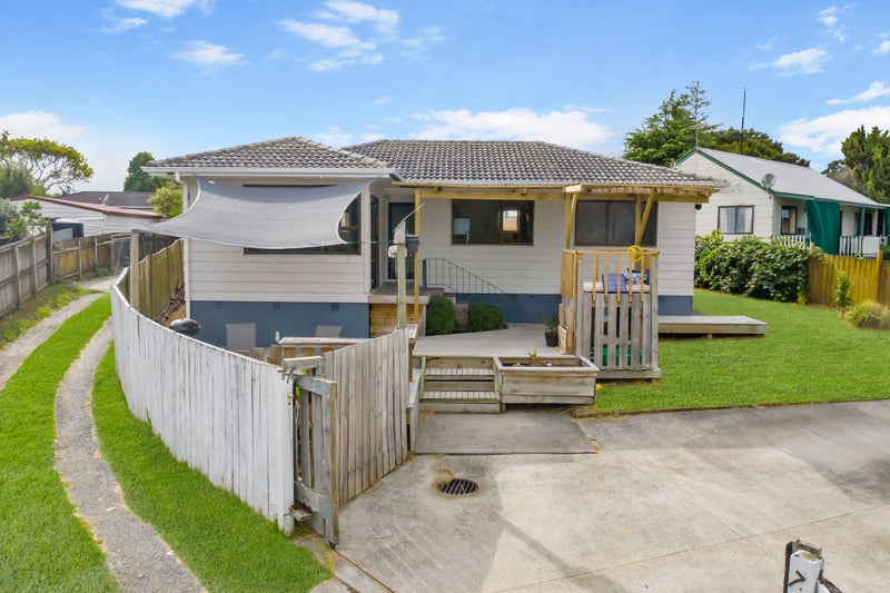 7 Elvira Place, Ranui, Auckland - Carousel 2