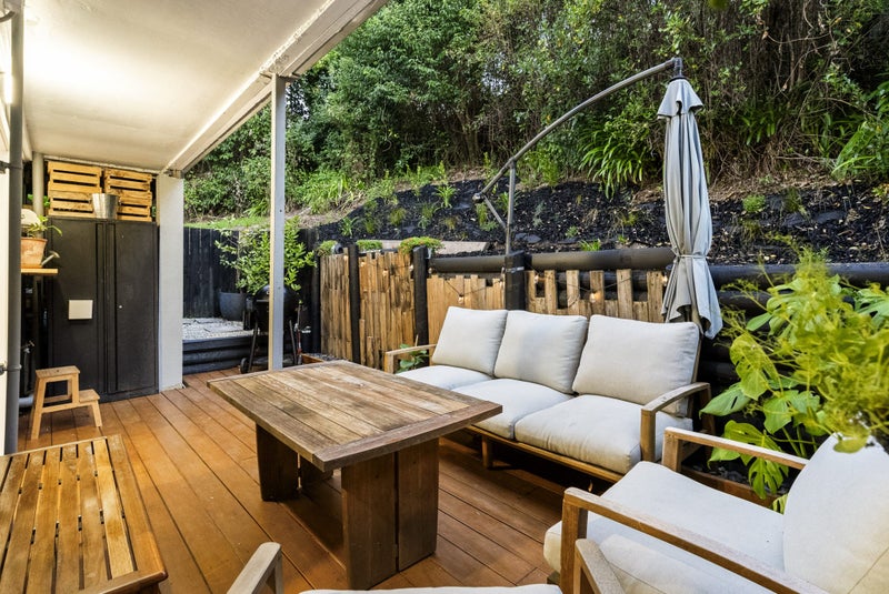 4/9 Don Croot Street, Western Springs, Auckland - Carousel 1