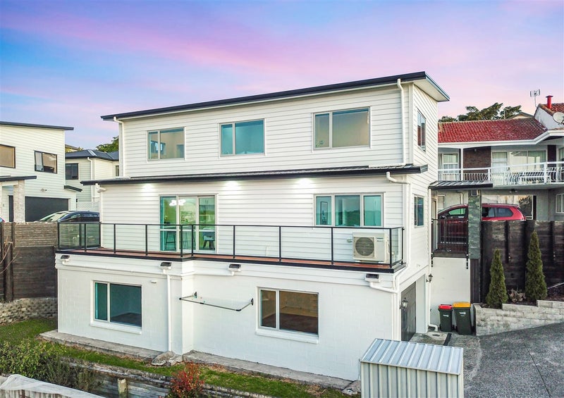 4 Dhaka Lane, Ranui, Auckland - Carousel 2