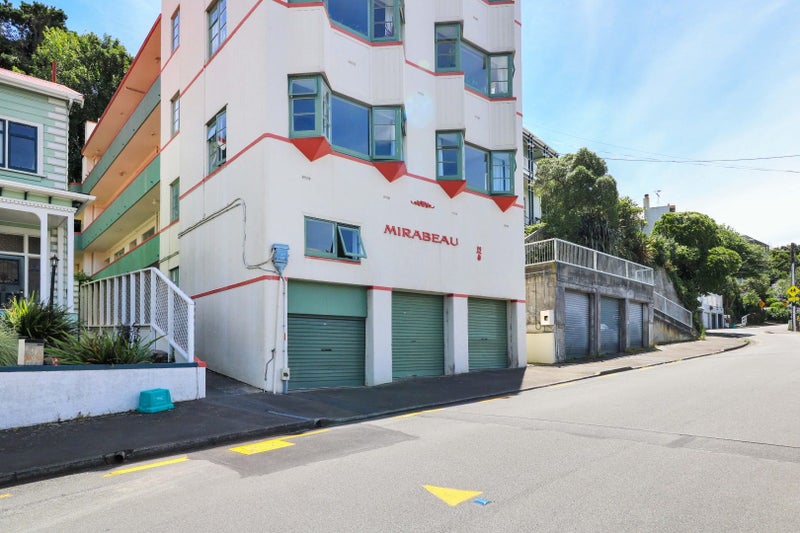 1/28 Clifton Terrace, Kelburn, Wellington - Carousel 6