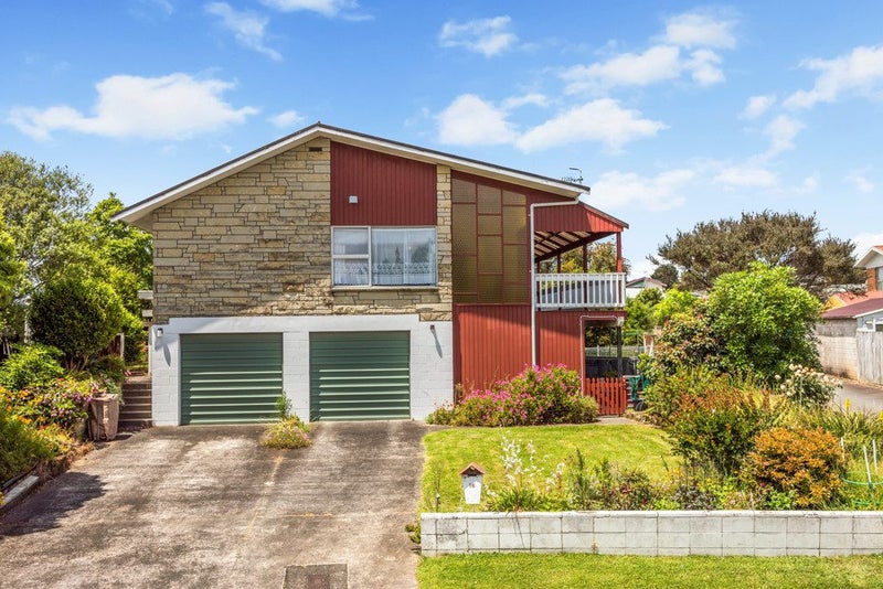 16 Irene Crescent, Dinsdale, Hamilton - Carousel 1