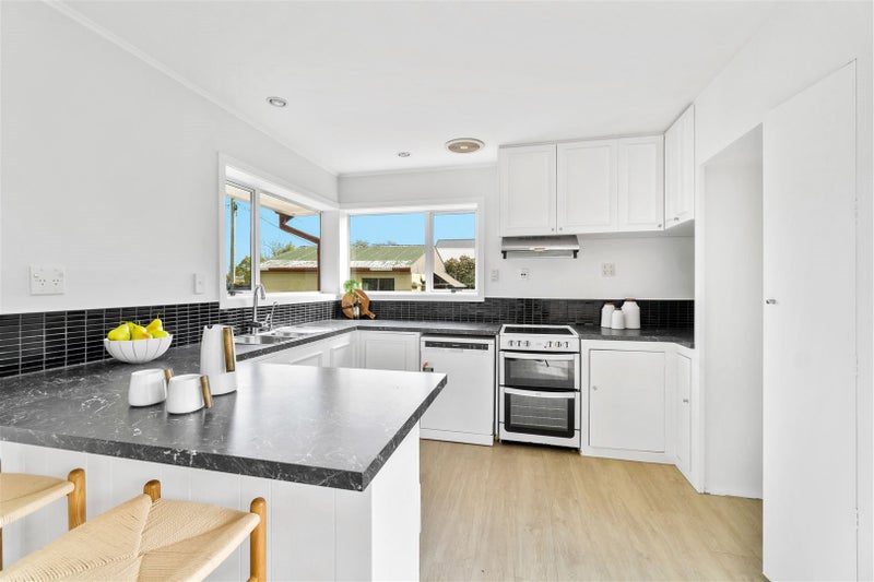 2 Lovelock Street, Dallington, Christchurch - Carousel 1