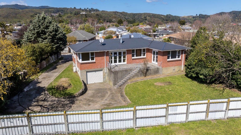 17A Clouston Park Road, Clouston Park, Upper Hutt - Carousel 1