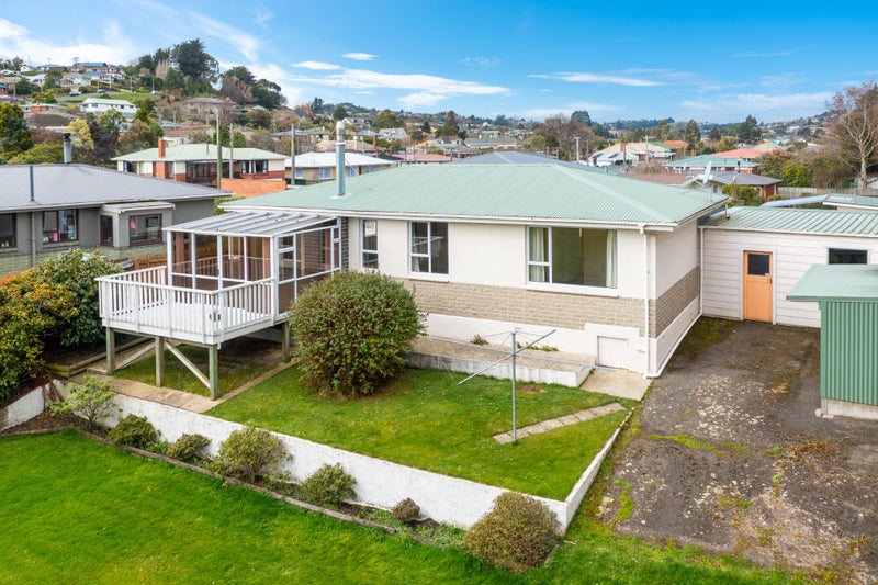 24 Watson Street, Green Island, Dunedin - Carousel 1