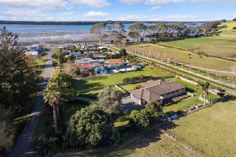 13 Potu Road, Katikati - Carousel 20