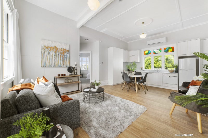 4 Maarama Crescent, Aro Valley, Wellington - Carousel 1