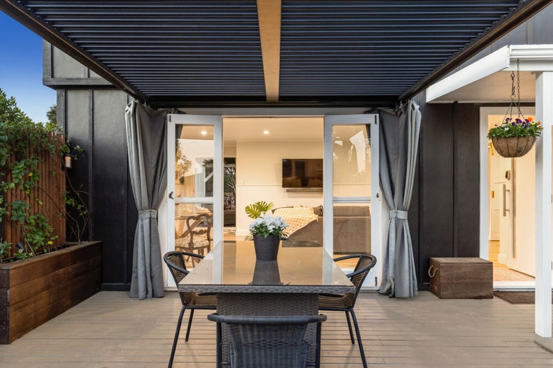 2/15 Lynn Road, Bayview, Auckland - Carousel 2