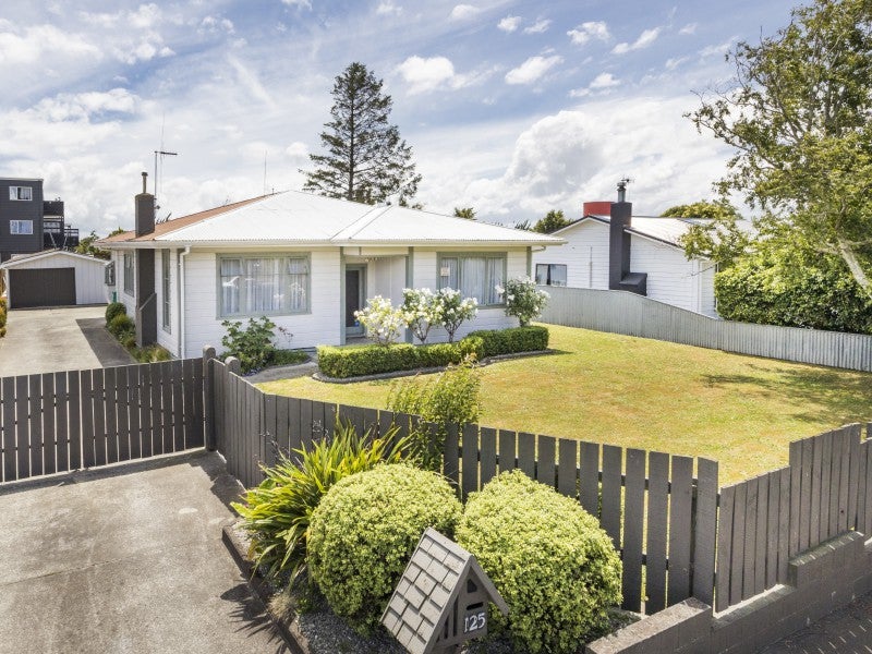 125 Church Street, West End, Palmerston North - Carousel 1