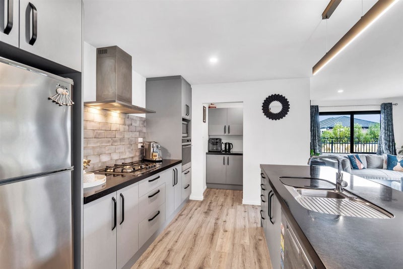 23 Arabella Crescent, Yaldhurst, Christchurch - Carousel 2