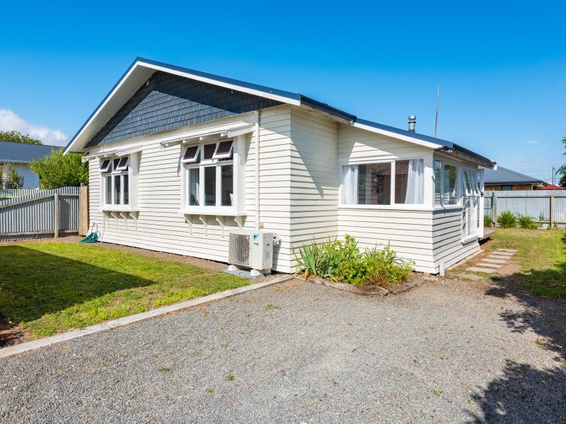 10 Brian Bary Street, Redwoodtown, Blenheim - Carousel 1